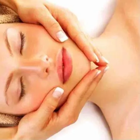 Bed & Breakfast Les Horizons - Spa-jacuzzi - Massage- Sauna - 4 Saisons - Piscine Chauffee Toute L'annee - 800m Centre Nyons