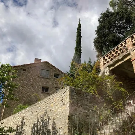 Les Horizons: Year-round Retreat With Heated Pool Near Center